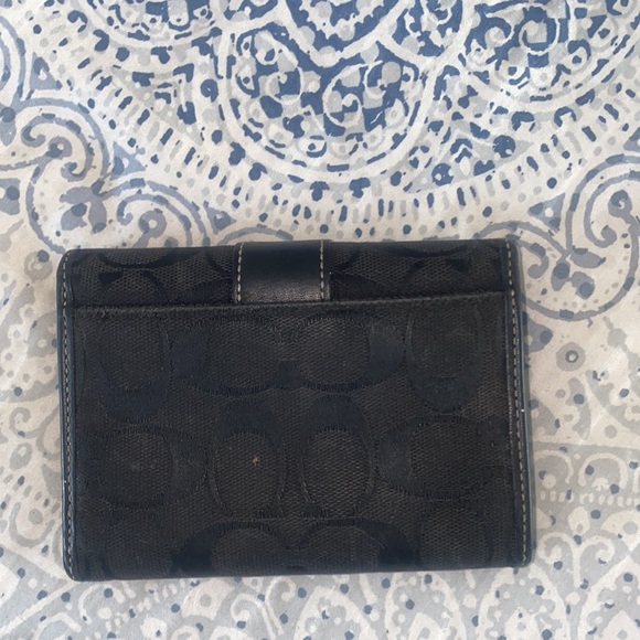Coach signature wallet with original box - Picture 6 of 6